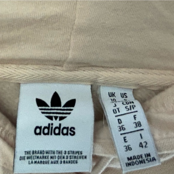 Adidas - Crop Hoodie in Pastel Pink and Rose Gold - Small - Picture 2 of 3